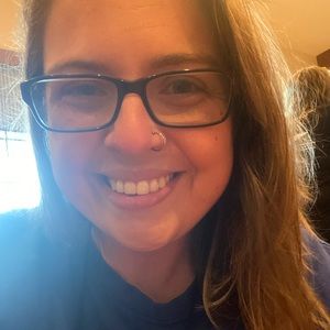 Meet your Posher, Lynzie